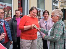 Eindrücke der Spendenübergabe an die Frauenschutzwohnung Zeitz Eindrücke der Spendenübergabe an die Frauenschutzwohnung Zeitz